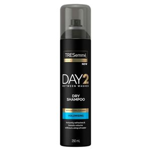 TRESemmé Objemový suchý šampón 250ml